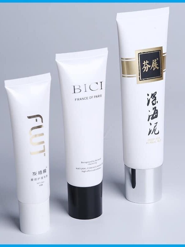 bộ tuýt kem các loại kích thước khác nhau